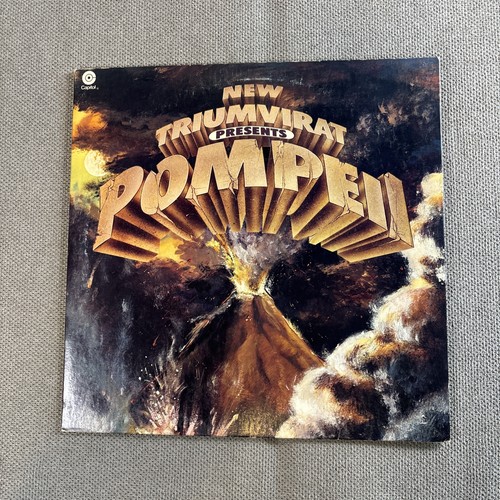 Vinyl new triumvirat - new,